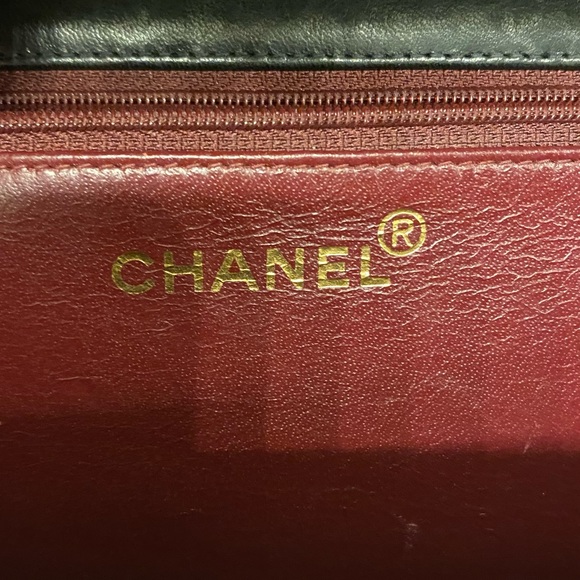 Authentic Chanel Lambskin Quilted Medium Single Flap - Picture 13 of 17